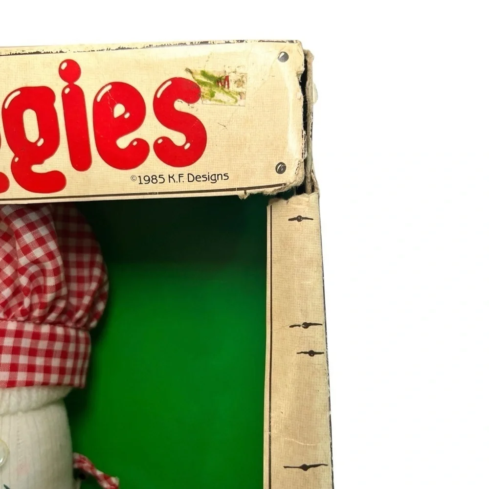 🌽 Vintage 1985 Tony Scallione “The Veggies” Plush Doll with Box